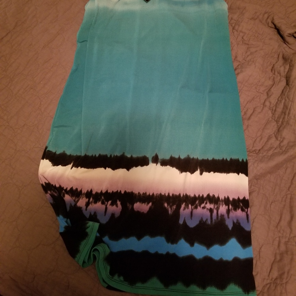Dress - Picture 3 of 4